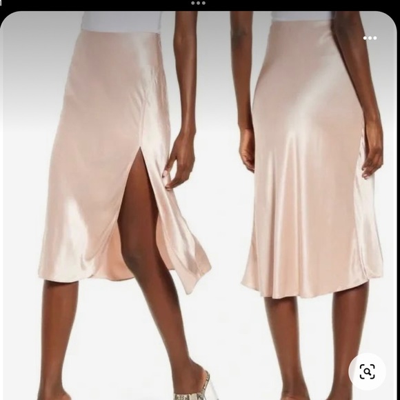 Socialite Silky Skirt - Picture 2 of 5